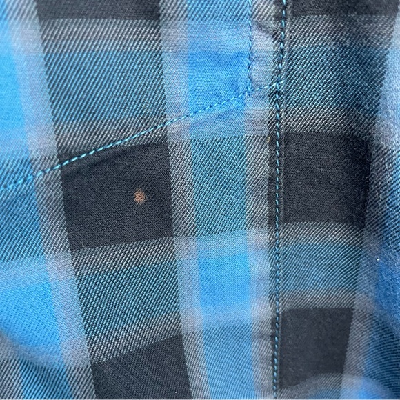 Tommy Hilfiger Plaid Shirts Red Blue Classic Fit Mens XXL Lt Wt. Flannel (2) - Picture 9 of 15